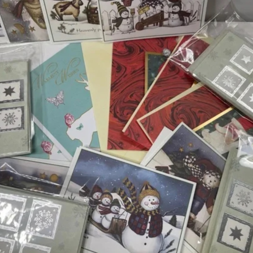 Christmas Holiday Greeting Cards includes 37 cards 30 envelopes Festive Winter